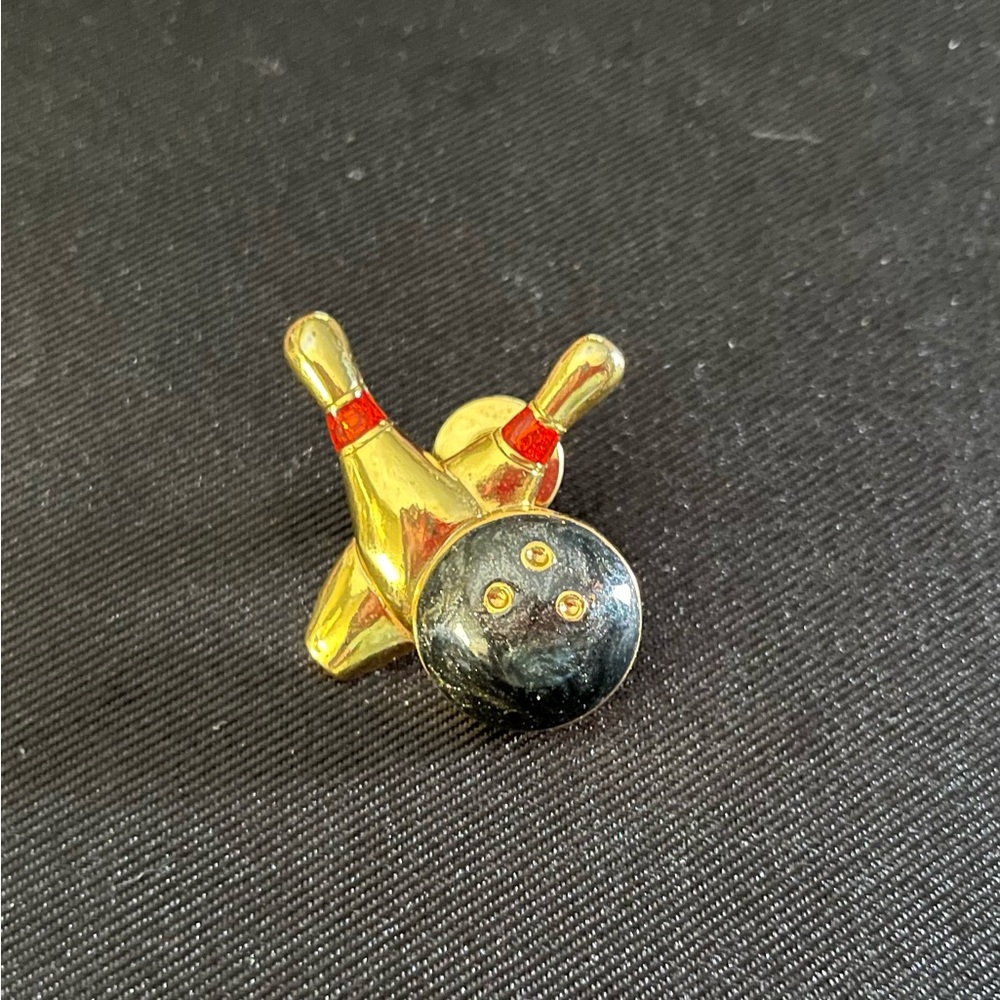 Vintage Avon Pin